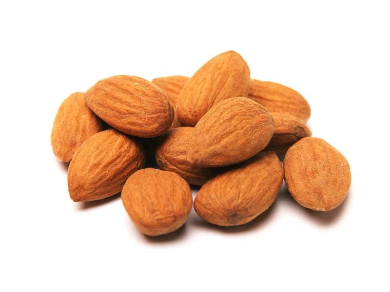 top 7 health Benefits of almond milk
