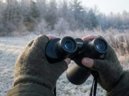 Best anti-fog solution for binoculars preventing lens fogging in cold weather